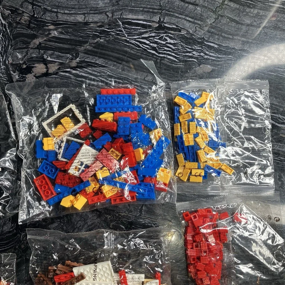Lego sealed bag LOT: 2‎ large + 8 small Mixed Unknown Theme Name